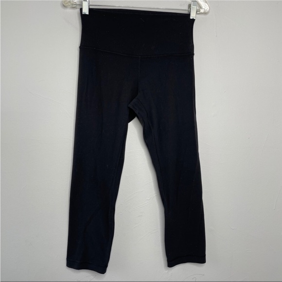 LULULEMON Align HR Crop 21” Black Capri Leggings Size 10 - Picture 2 of 9